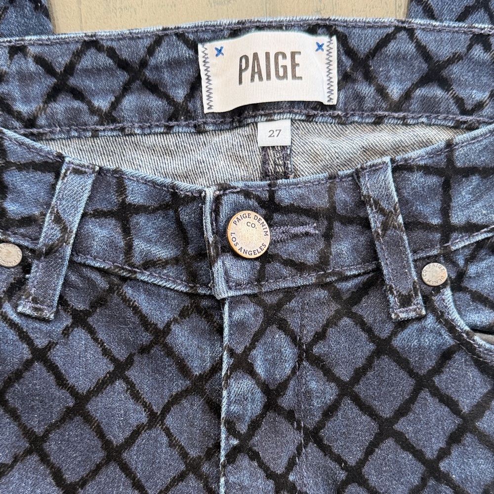 PAIGE Verdugo Ultra Skinny Blue and Black Checkered Jeans. Have wear on Knees. - Picture 2 of 8